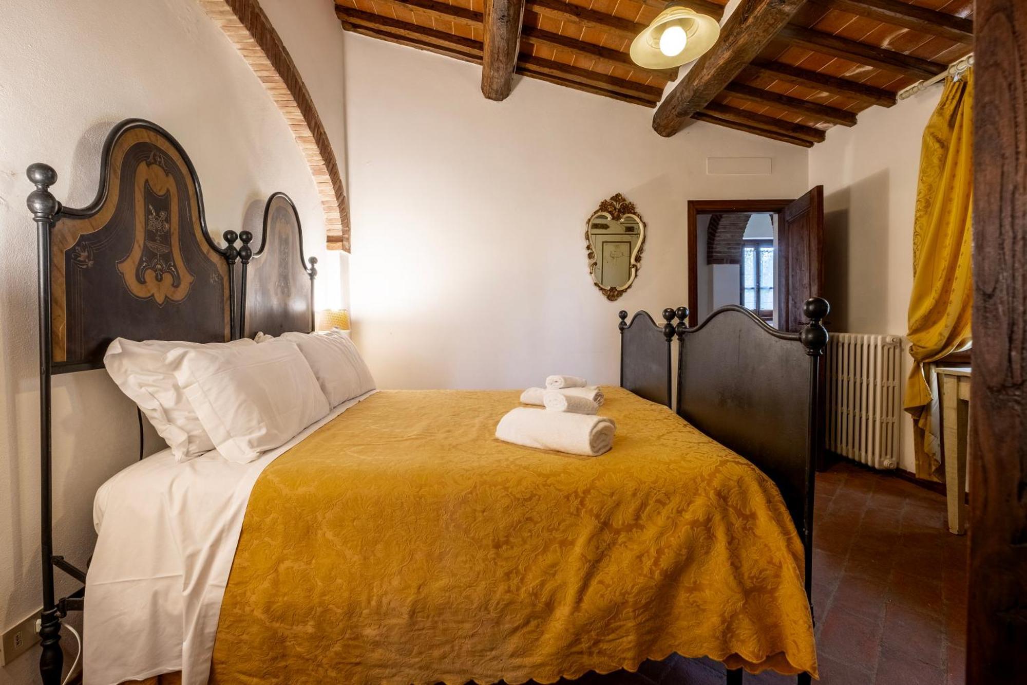 Agriturismo Borgo Sant'Ercolano Ciggiano Exterior foto