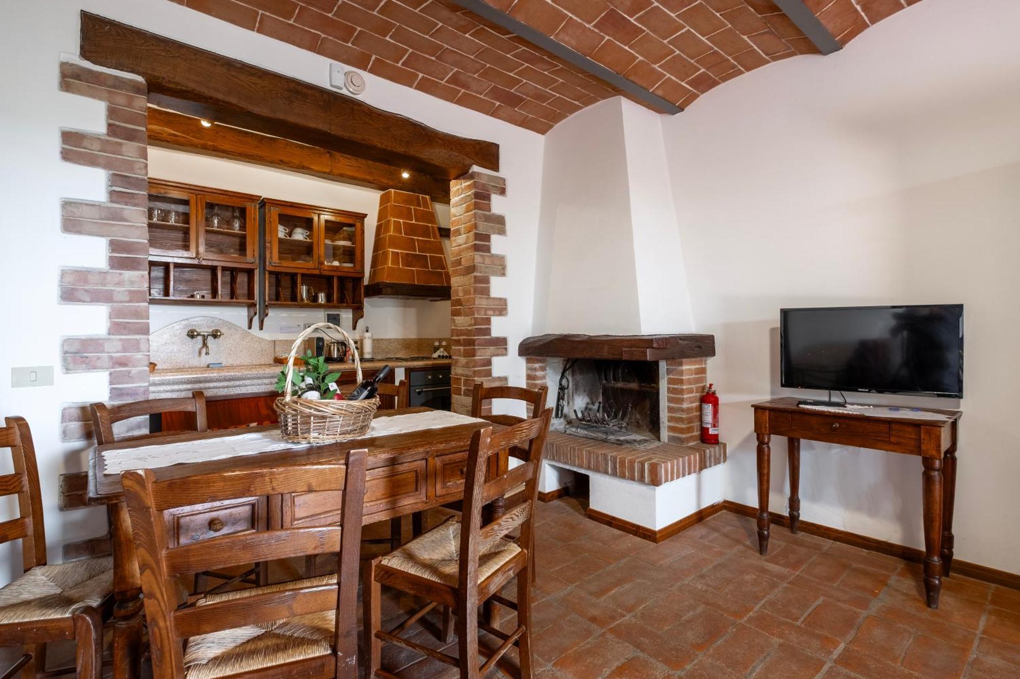 Agriturismo Borgo Sant'Ercolano Ciggiano Exterior foto